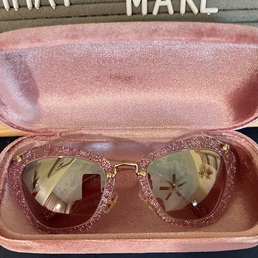 Pink Glitter Noir Cat Sunglasses